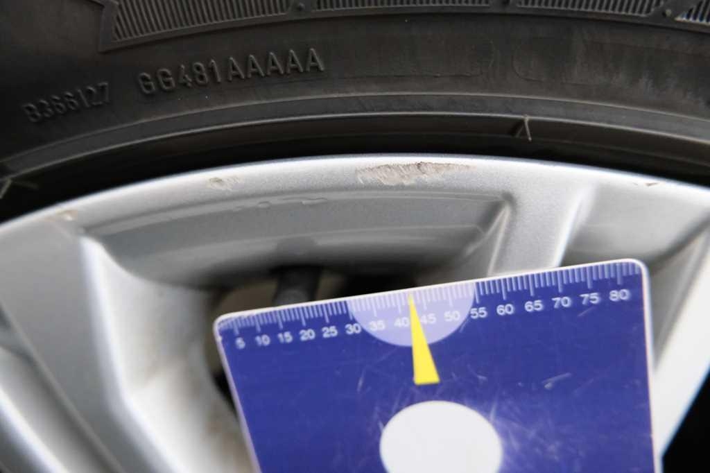 SEAT Leon 2017 фото 30