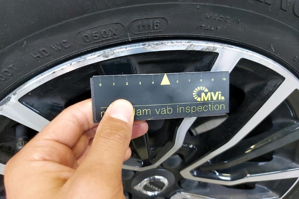 Volvo V40 2016 фото 31