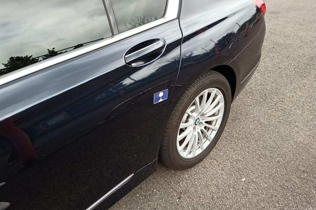 BMW 7 Series 2017 фото 9