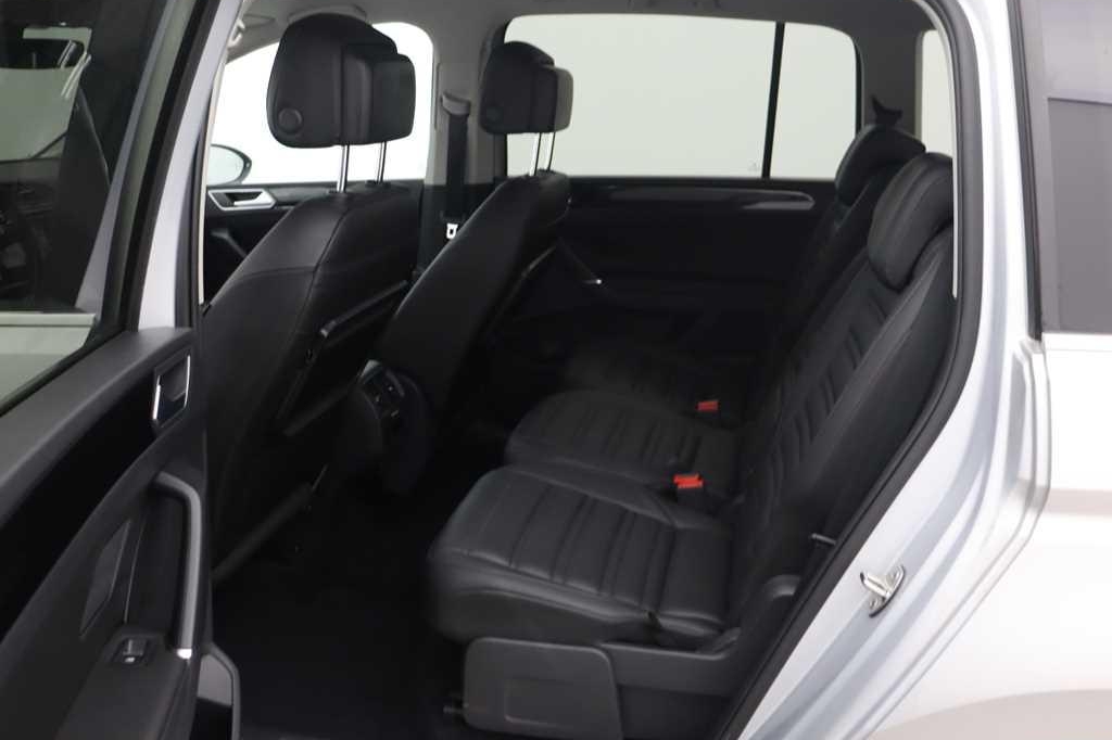 Volkswagen Touran 2017 фото 4