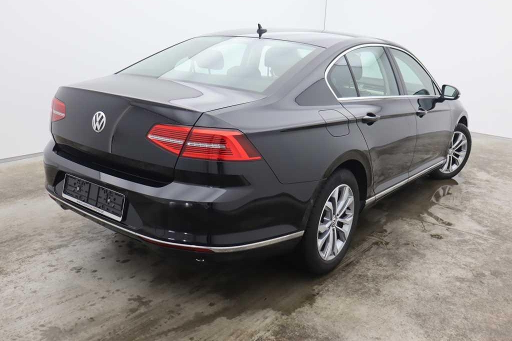 Volkswagen Passat 2016 photo 5
