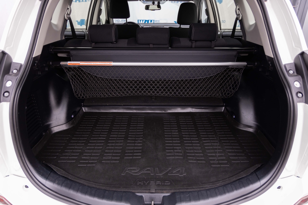 Toyota RAV4 Hybrid 2017 фото Toyota RAV4 Hybrid 2017 фото 31
