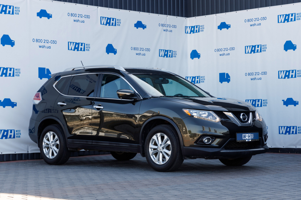 Nissan Rogue SV AWD 2014 photo 3