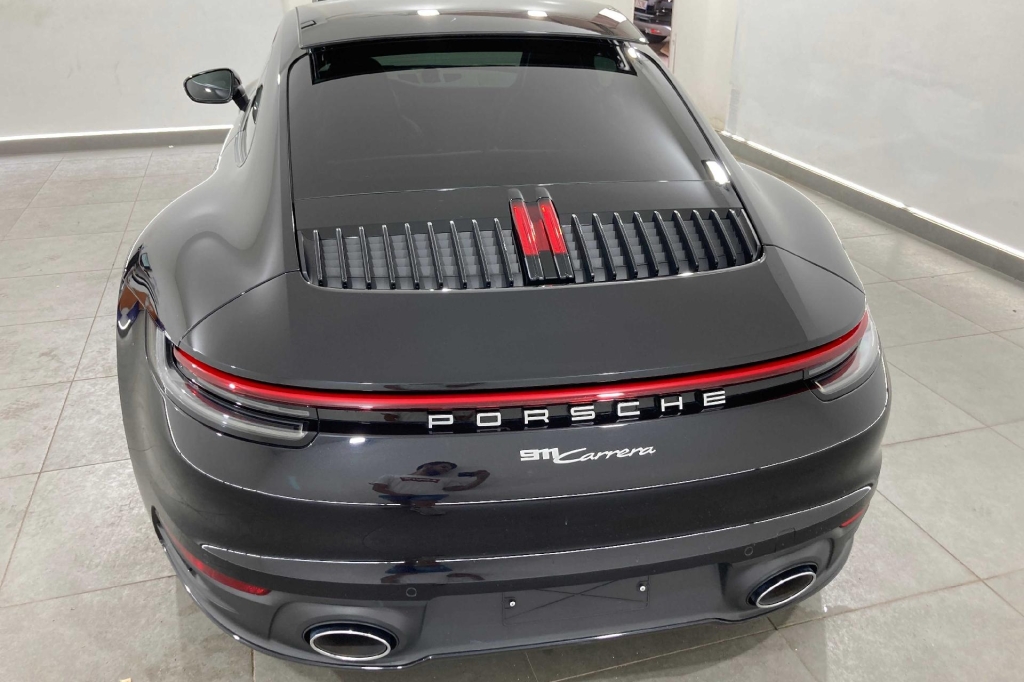 Porsche 992 2020 фото 3