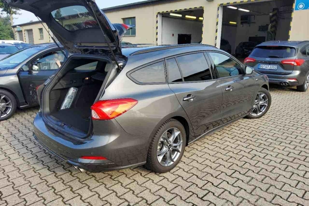 Ford Focus Turnier 2020 фото 1
