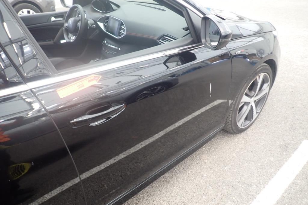 Peugeot 308 GT 2019 фото 11