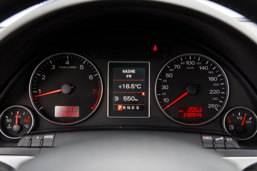 Audi A4 2005 photo 12