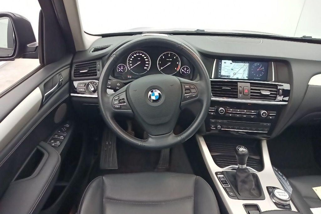 BMW X3 2017 фото 8