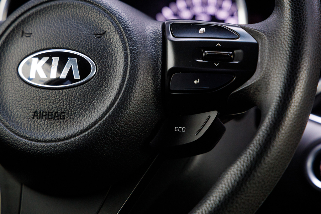 Kia K5 LPI 2013 photo 9