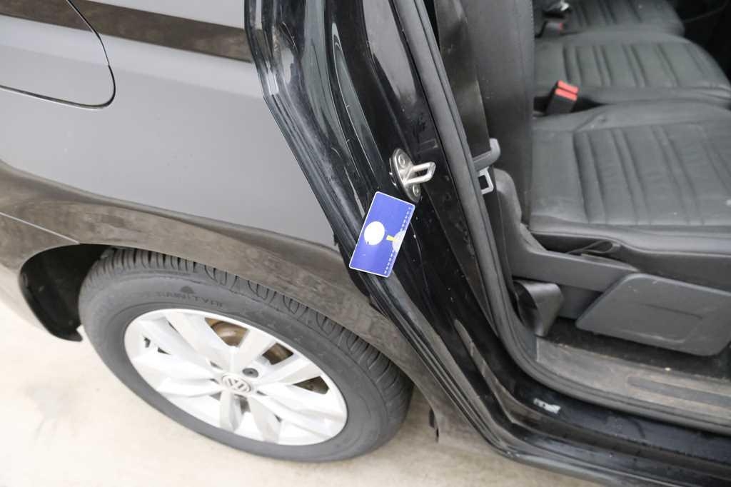 Volkswagen Touran 2017 фото 8