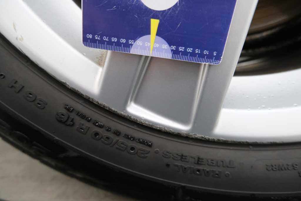 Audi A4 Avant 2016 фото 42