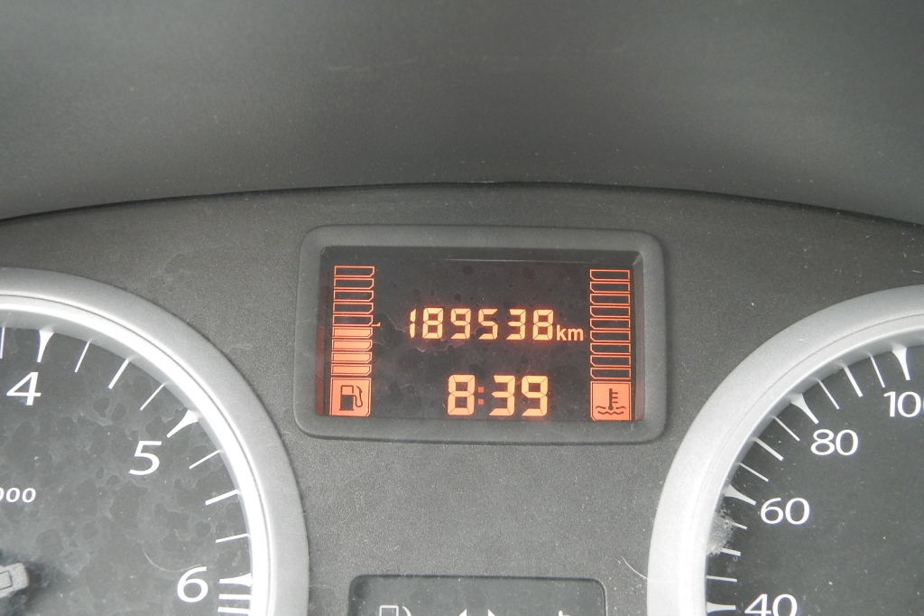 Dacia Duster 2011 photo 6