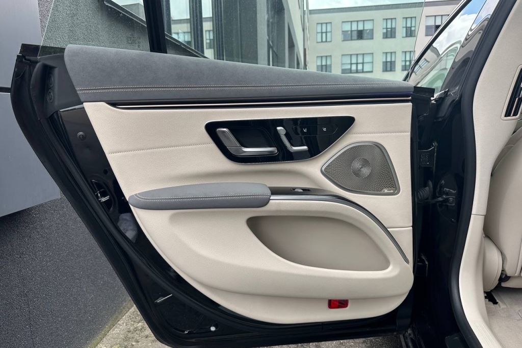 Mercedes-Benz EQS 500 2021 photo 14