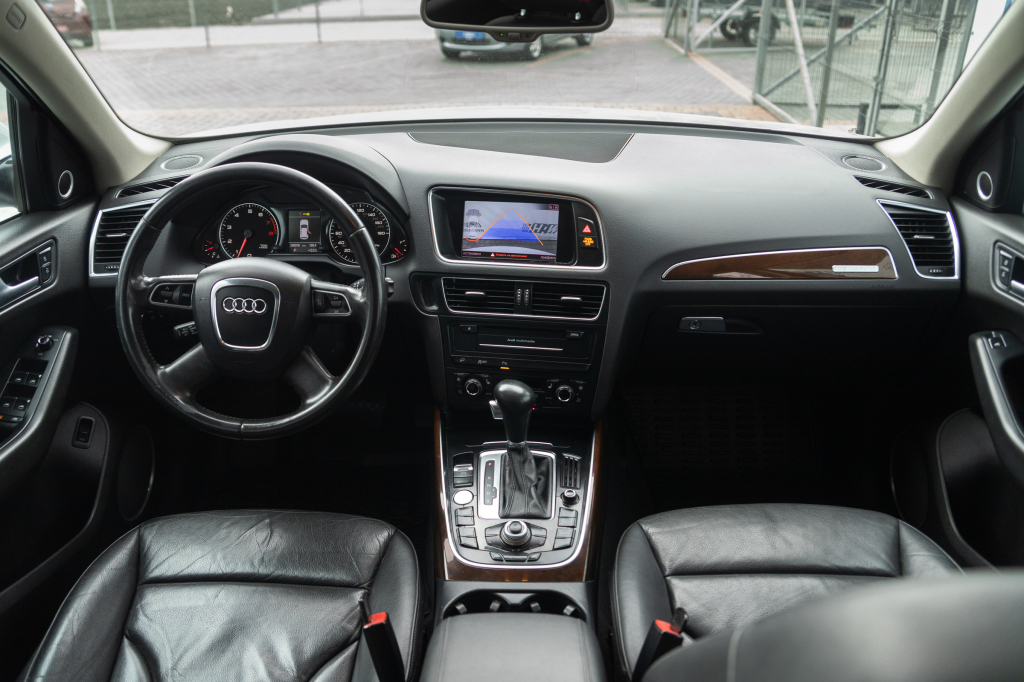 Audi Q5 Premium Plus 2012 photo 21