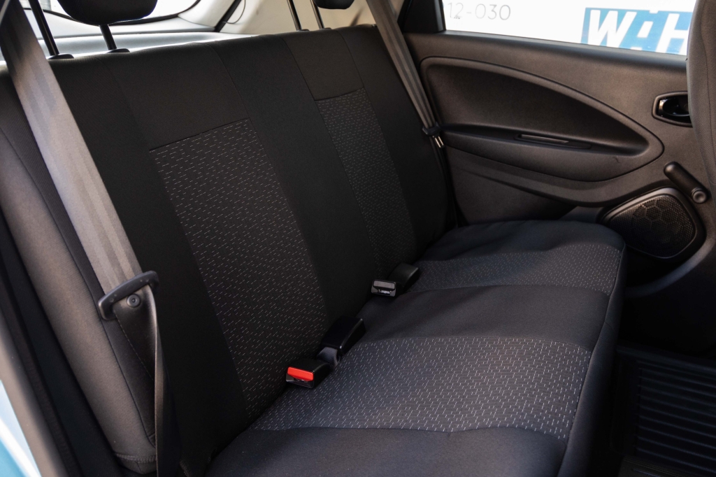 Renault Zoe 2021 фото 21