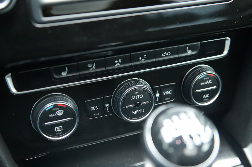 Volkswagen Passat B8 Comfortline 2015 photo 35