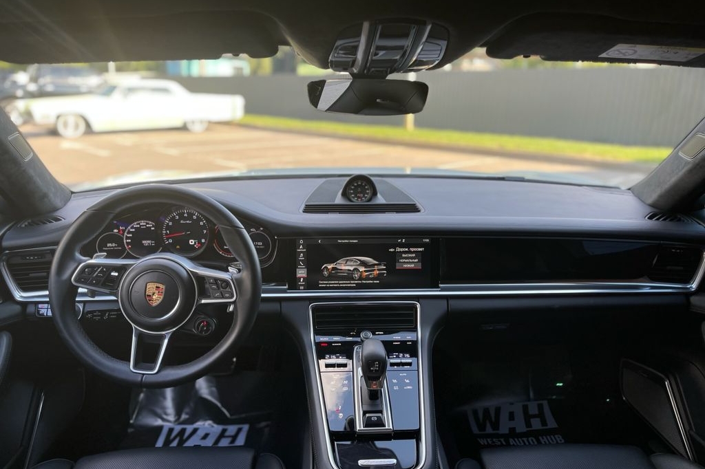 Porsche Panamera turbo 2017 фото 11