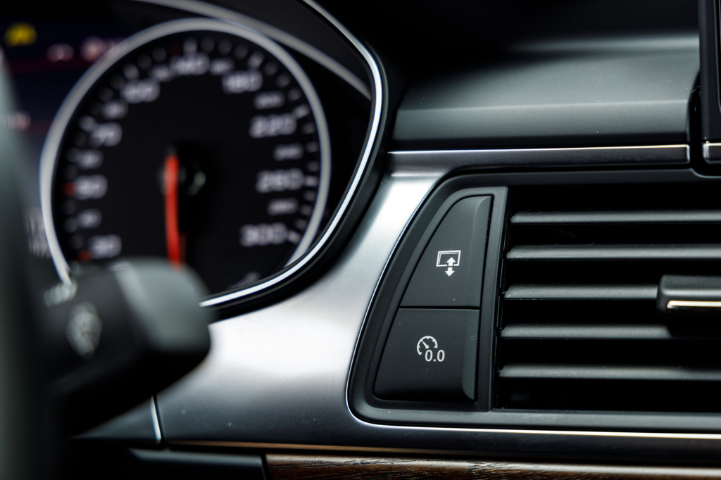 Audi A6 TDI quattro 2016 фото 18