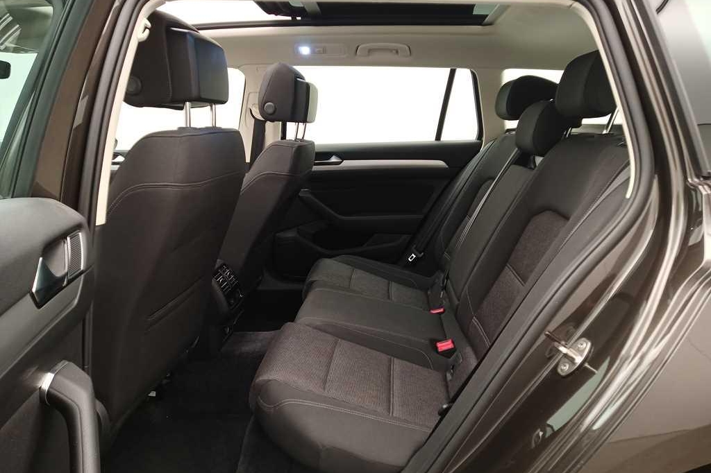 Volkswagen Passat Variant 2017 фото 5