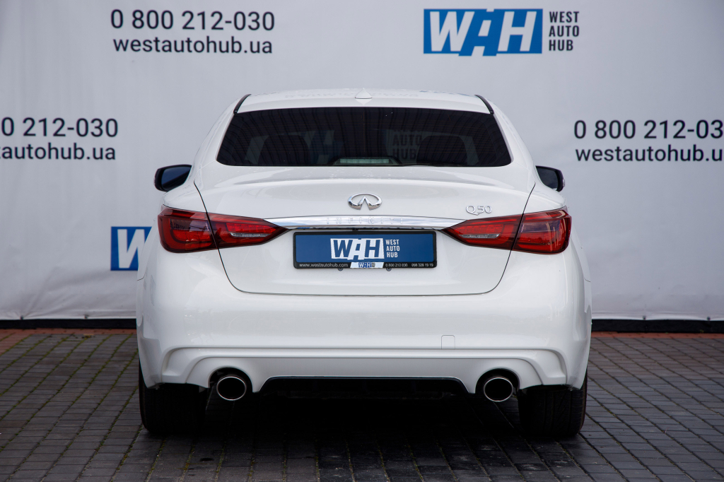 Infiniti Q50 фото 4