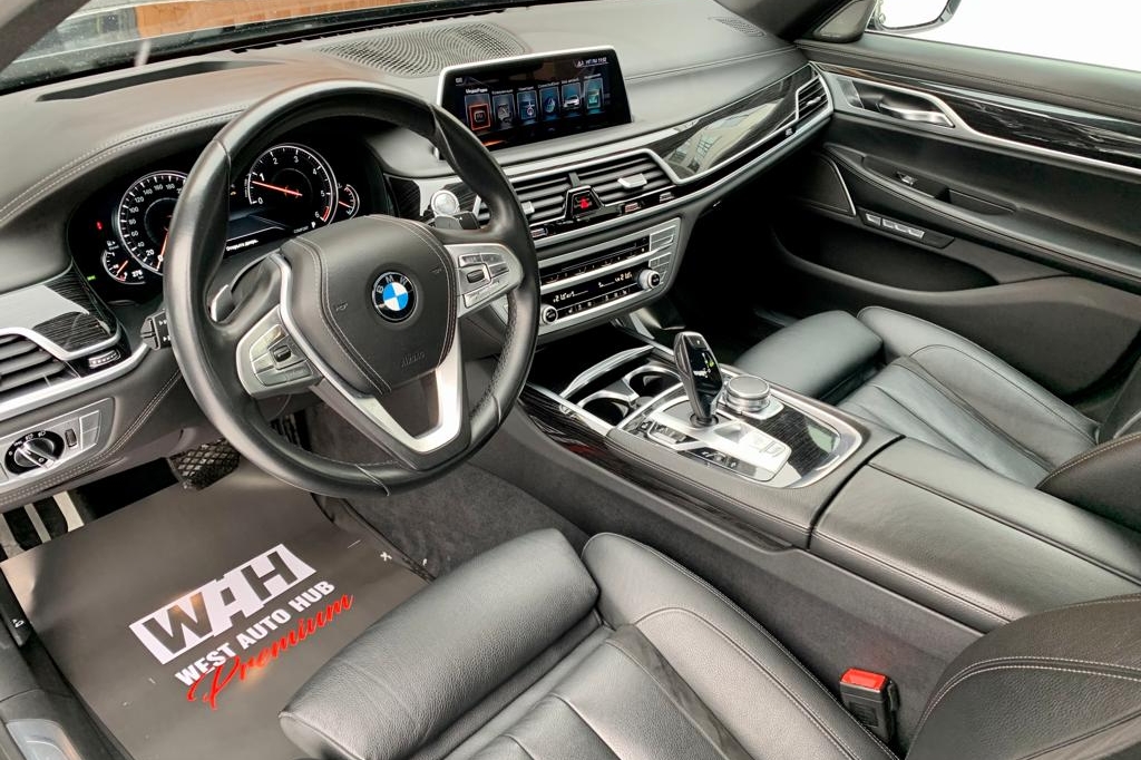 BMW 730 xDrive 2016 photo 12