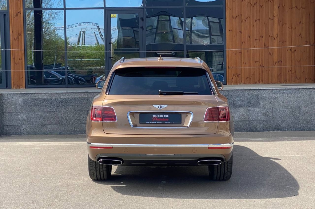 Bentley Bentayga 2017 фото 4