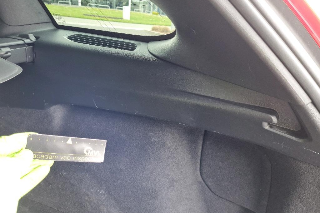 Volvo V60 2017 photo 16