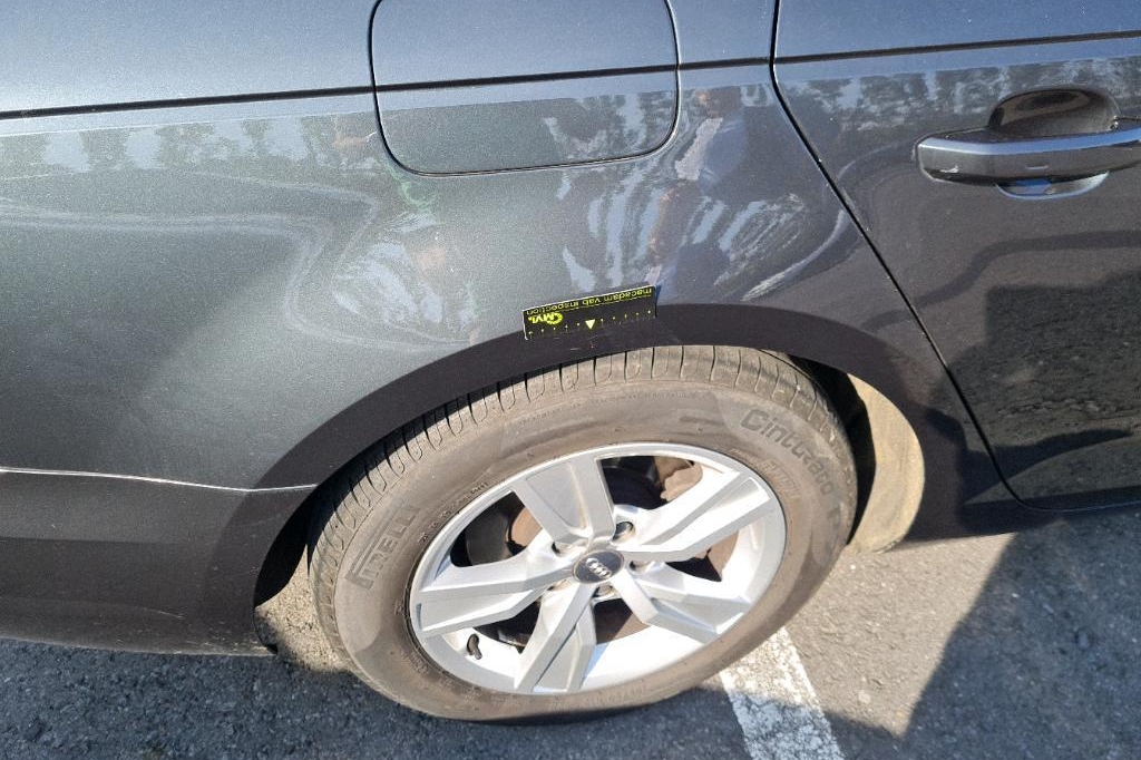 Audi A4 Avant 2018 фото 11