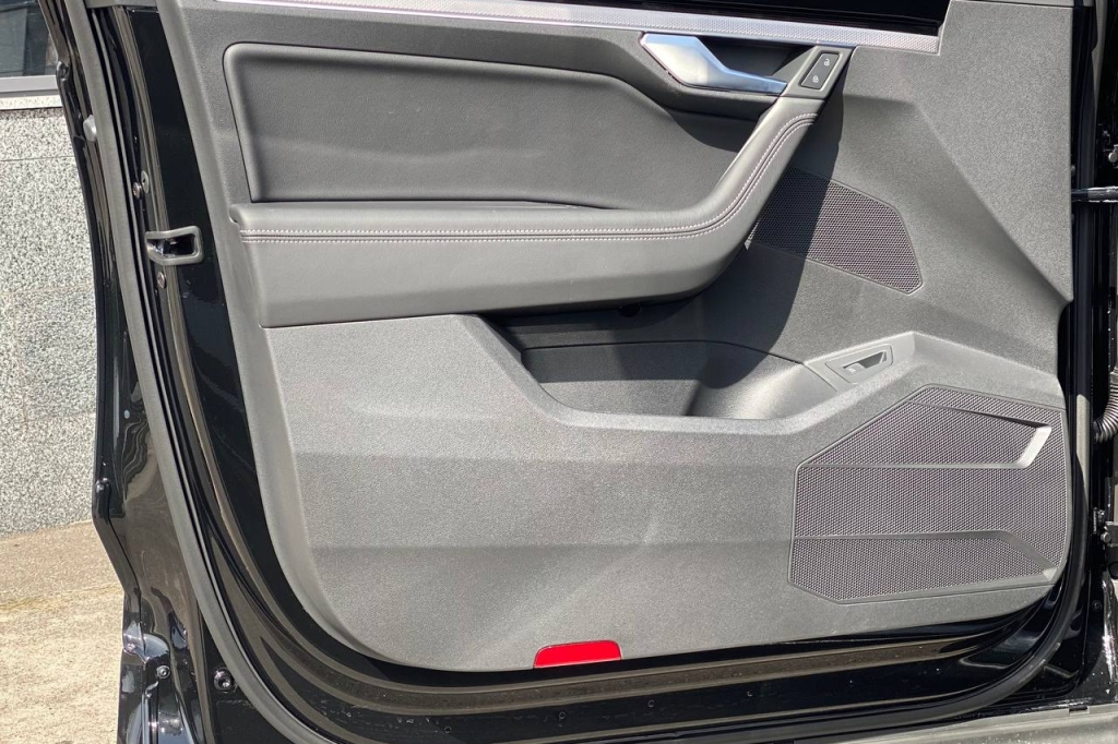 Volkswagen Touareg PLATINUM 2022 photo 7