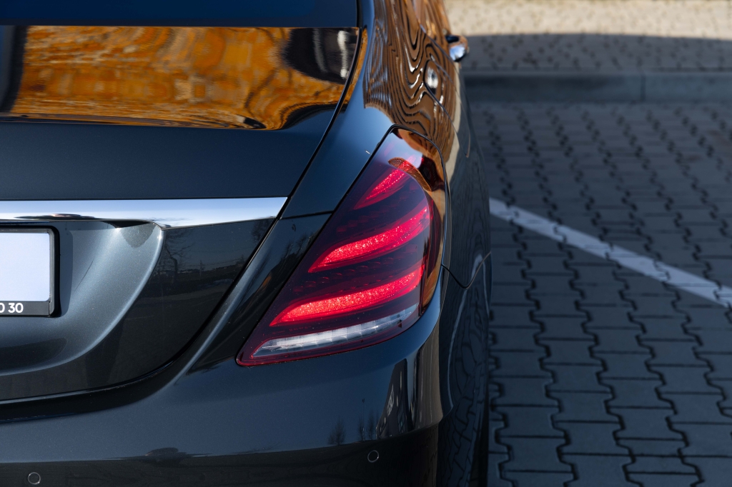 Mercedes-Benz S-Class S400d 2018 фото Mercedes-Benz S-Class S400d 2018 фото 13