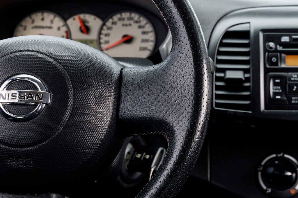 Nissan Micra III 2008 фото 15