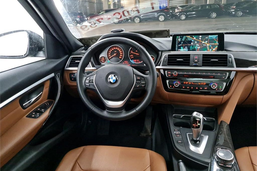 BMW 3er 2016 photo 2