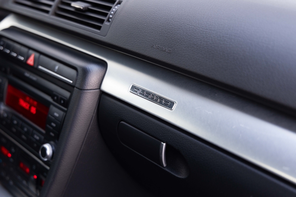 Audi A4 S-Line 2007 фото Audi A4 S-Line 2007 фото 20