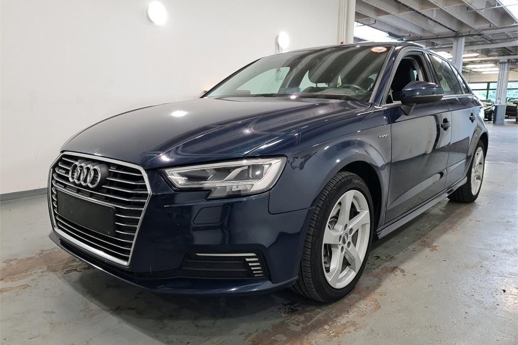 Audi A3 Sportback 2017 фото 6