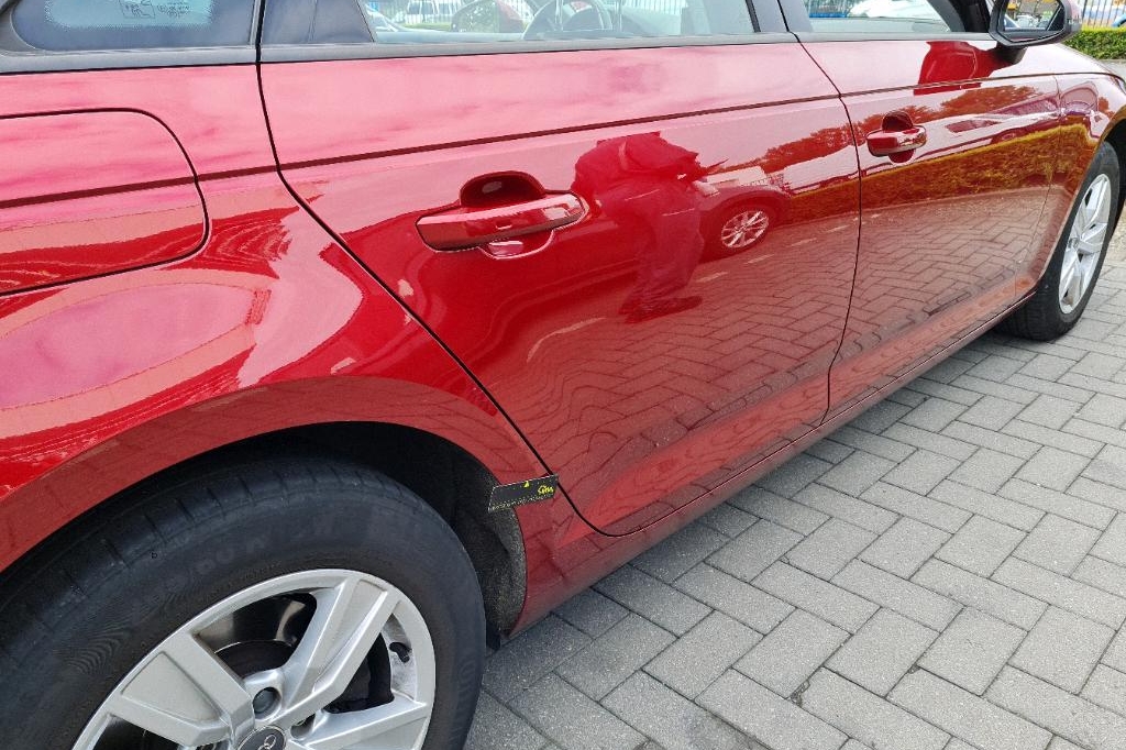 Audi A4 2017 photo 19