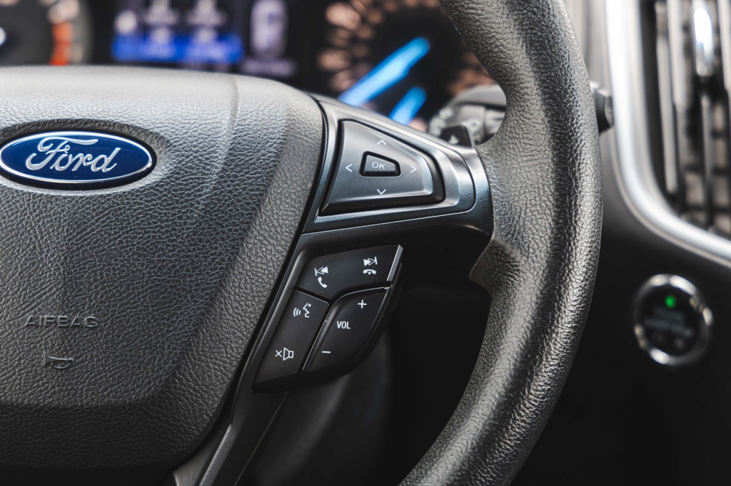 Ford Edge 2016 фото 19