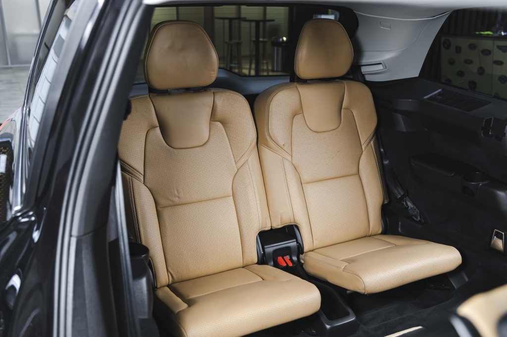 Volvo XC90 2015 фото 35