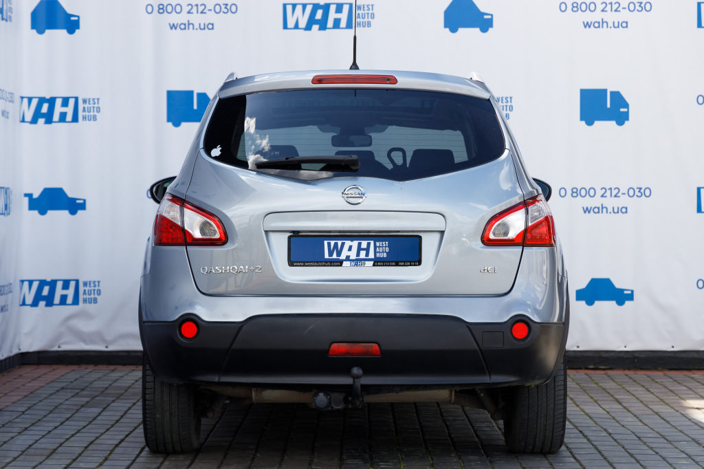 Nissan Qashqai+2 AWD 2010 photo 5