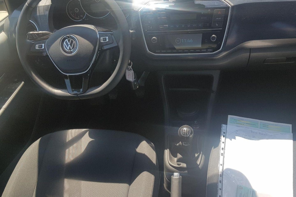 Volkswagen Up 2020 photo 3