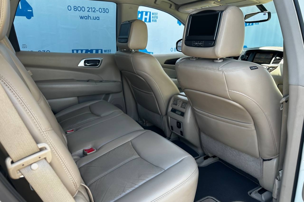Nissan Pathfinder 2015 фото Nissan Pathfinder 2015 фото 24