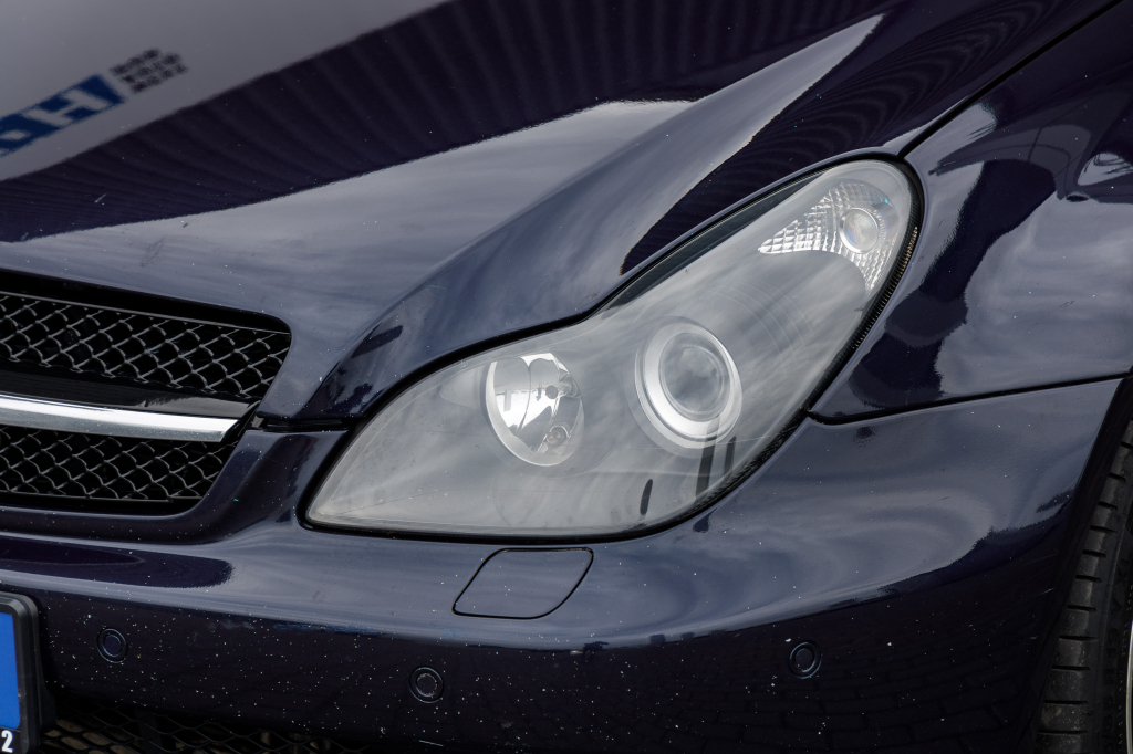 Mercedes-Benz CLS 500 2005 photo 28