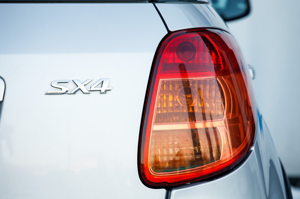 Suzuki SX4 2007 фото 5