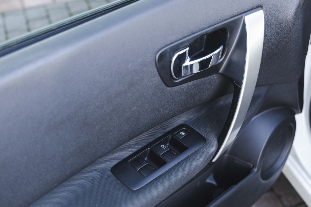 Nissan Qashqai 2012 photo 12