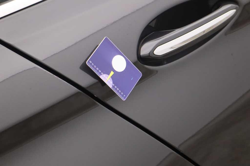 BMW 5er Touring 2018 photo 29