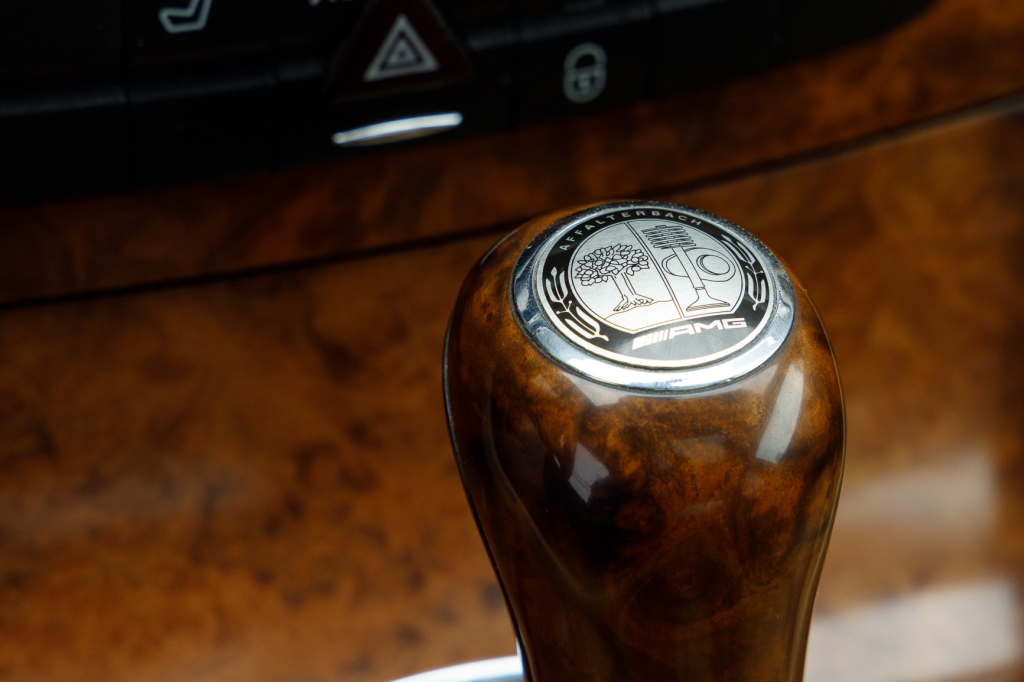 Mercedes-Benz CLS 500 2005 photo 16