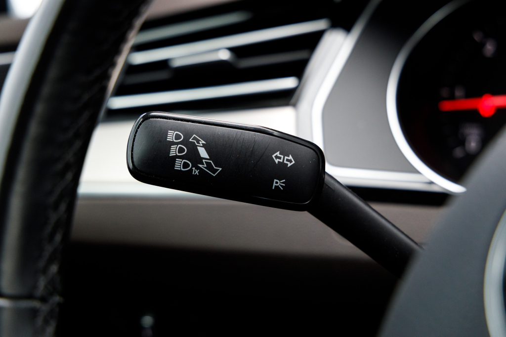 Volkswagen Passat B8 Highline 2016 фото 27