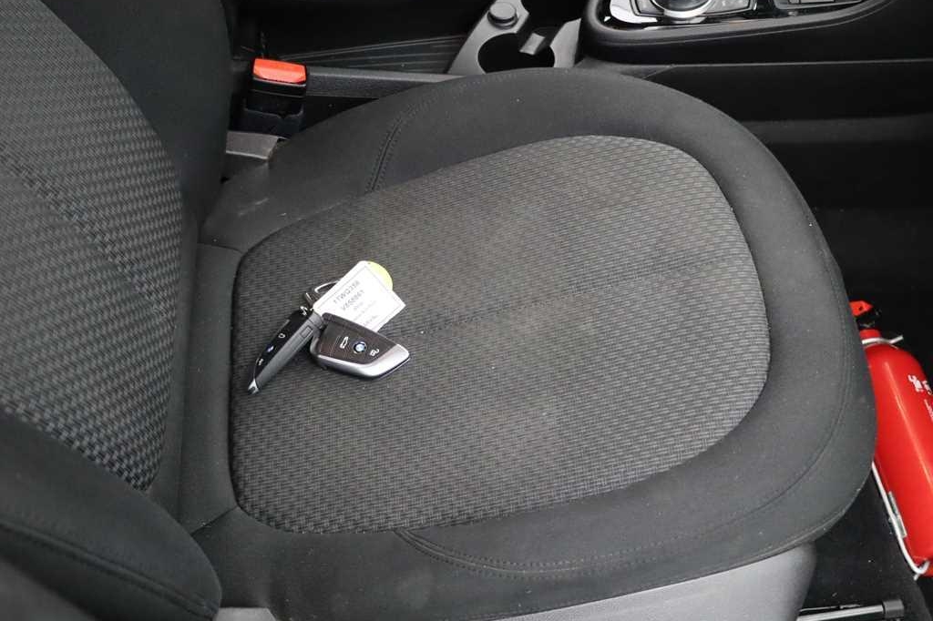 BMW 2er Active Tourer 2018 фото 26