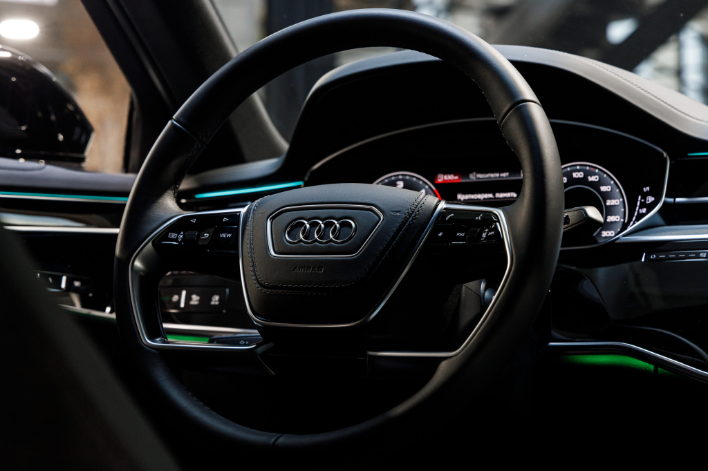 Audi A8 2020 photo 35