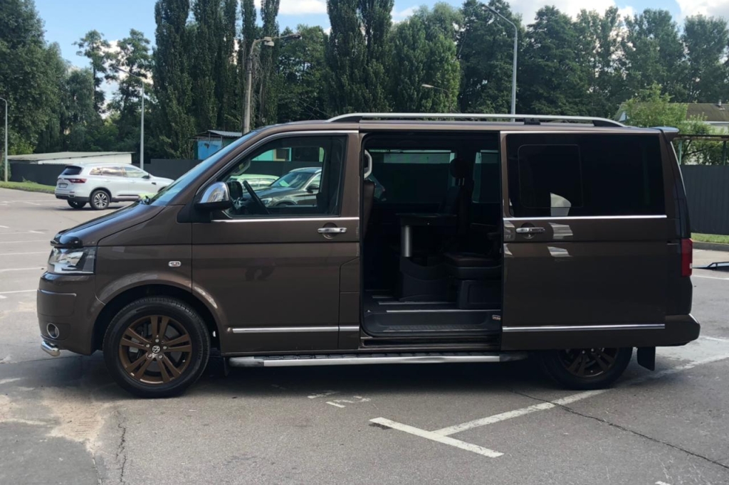 Volkswagen Multivan HIGHLINE 2011 фото 2