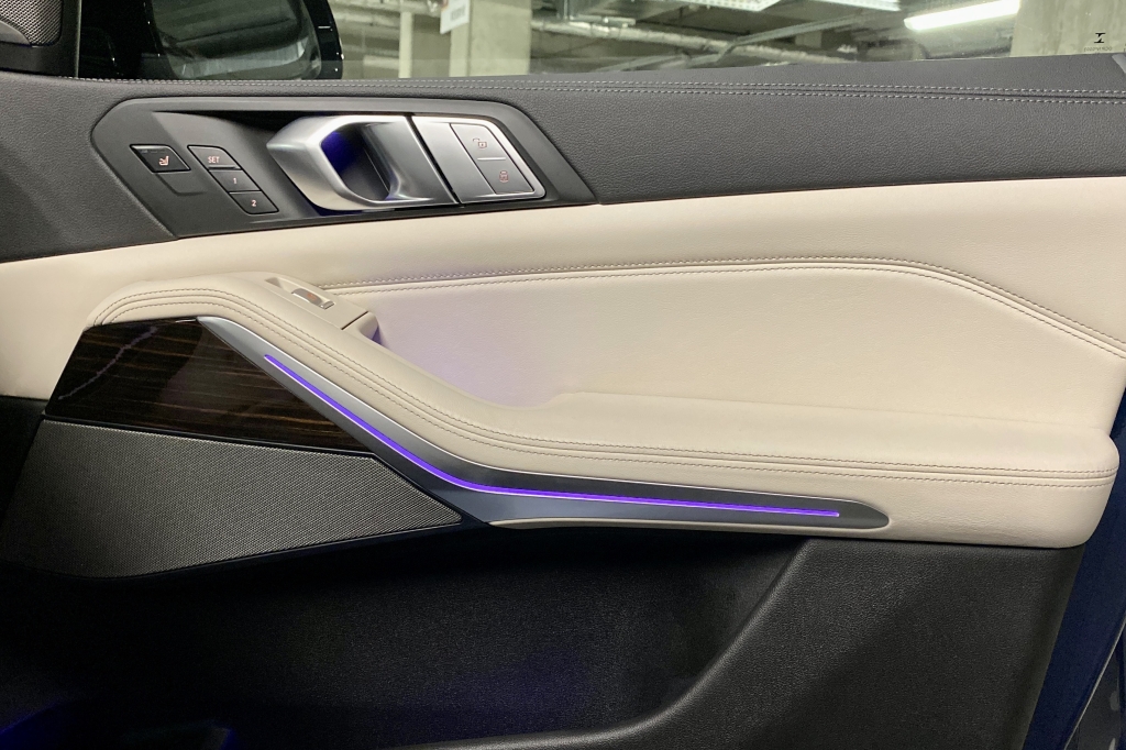 BMW X7 M50D 2021 photo 27